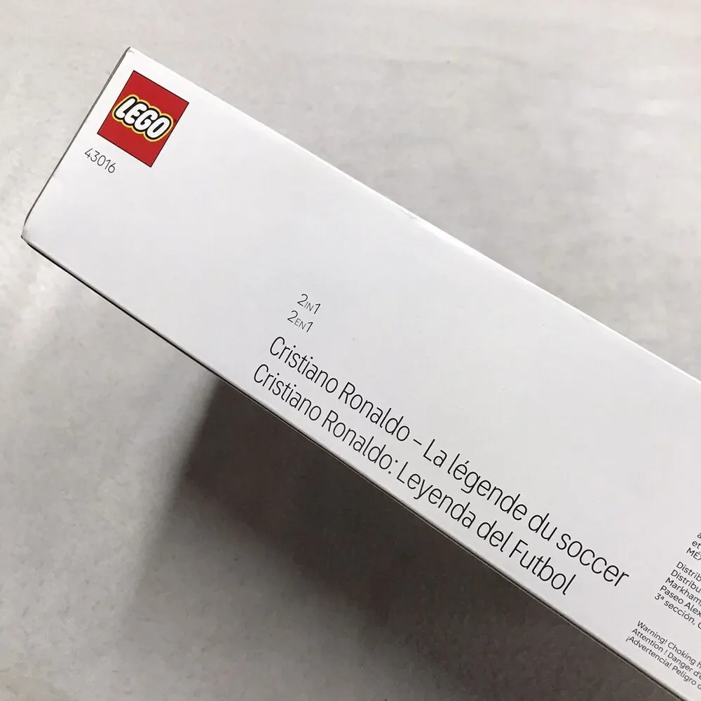 LEGO Editions 43016 CR7 Cristiano Ronaldo – Soccer Legend 854 pcs World Cup